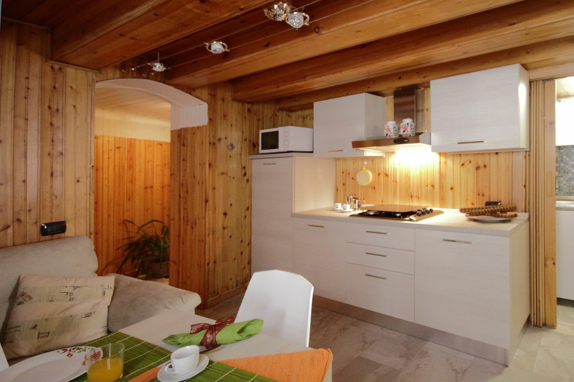 Residenza Anna Apartment เวโรนา ภายนอก รูปภาพ