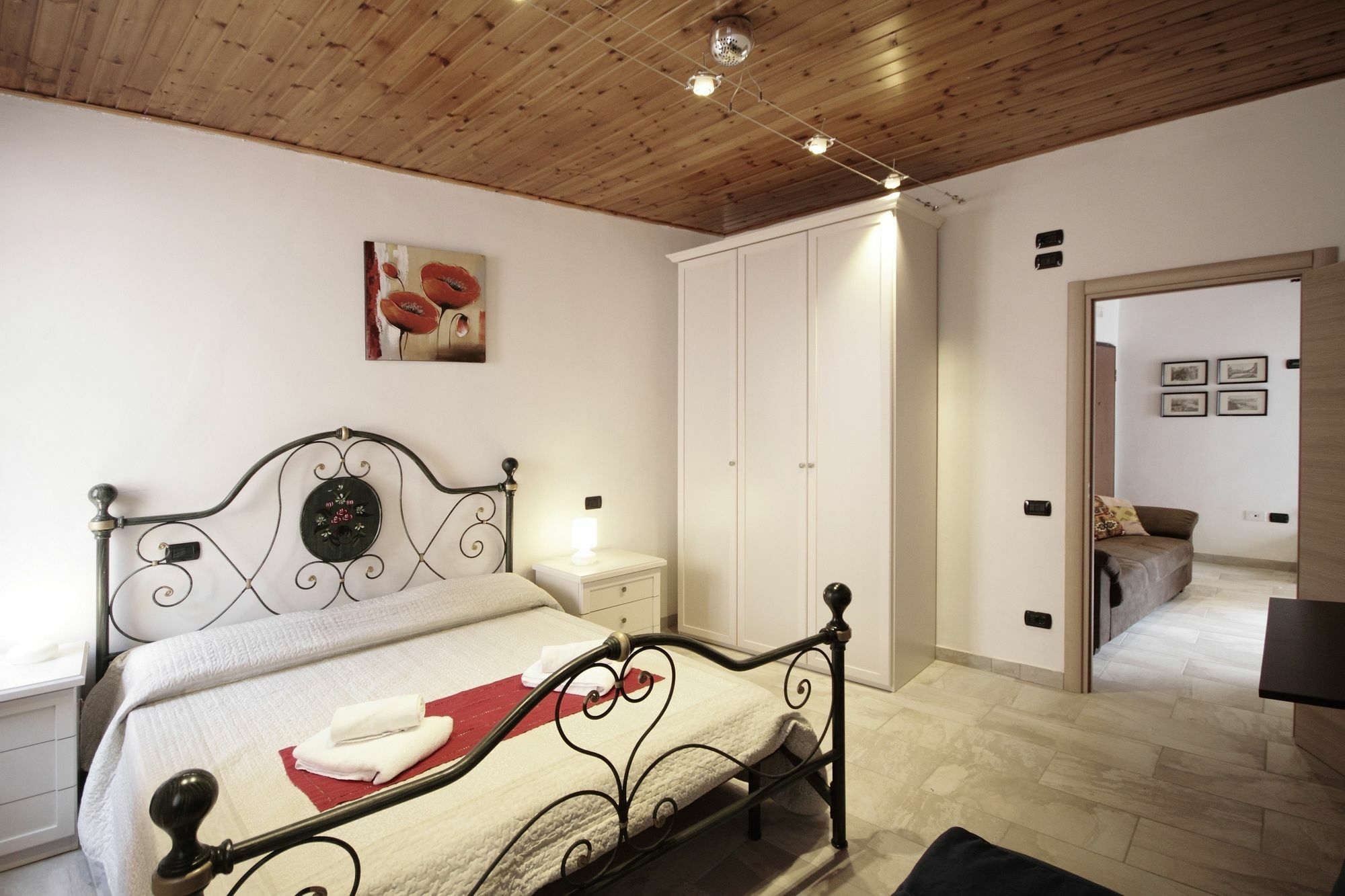 Residenza Anna Apartment เวโรนา ภายนอก รูปภาพ