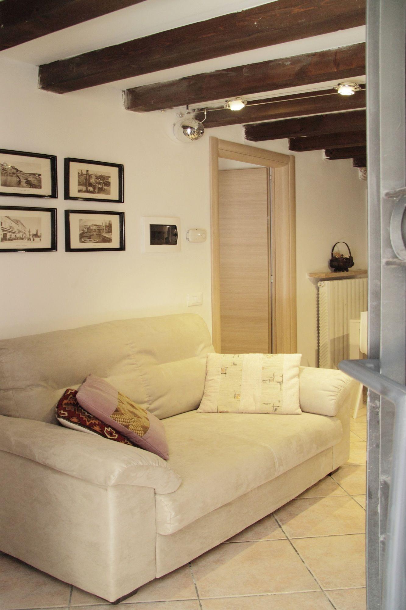 Residenza Anna Apartment เวโรนา ภายนอก รูปภาพ